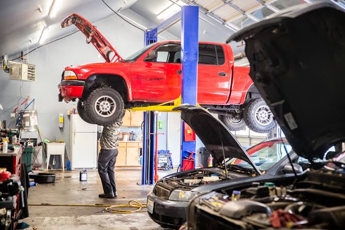 Automotive diagnostic service at NJ AUTO